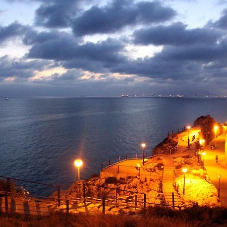 린콘데라빅토리아 Apartamento Centro Rincon Playa 아파트 외부 사진