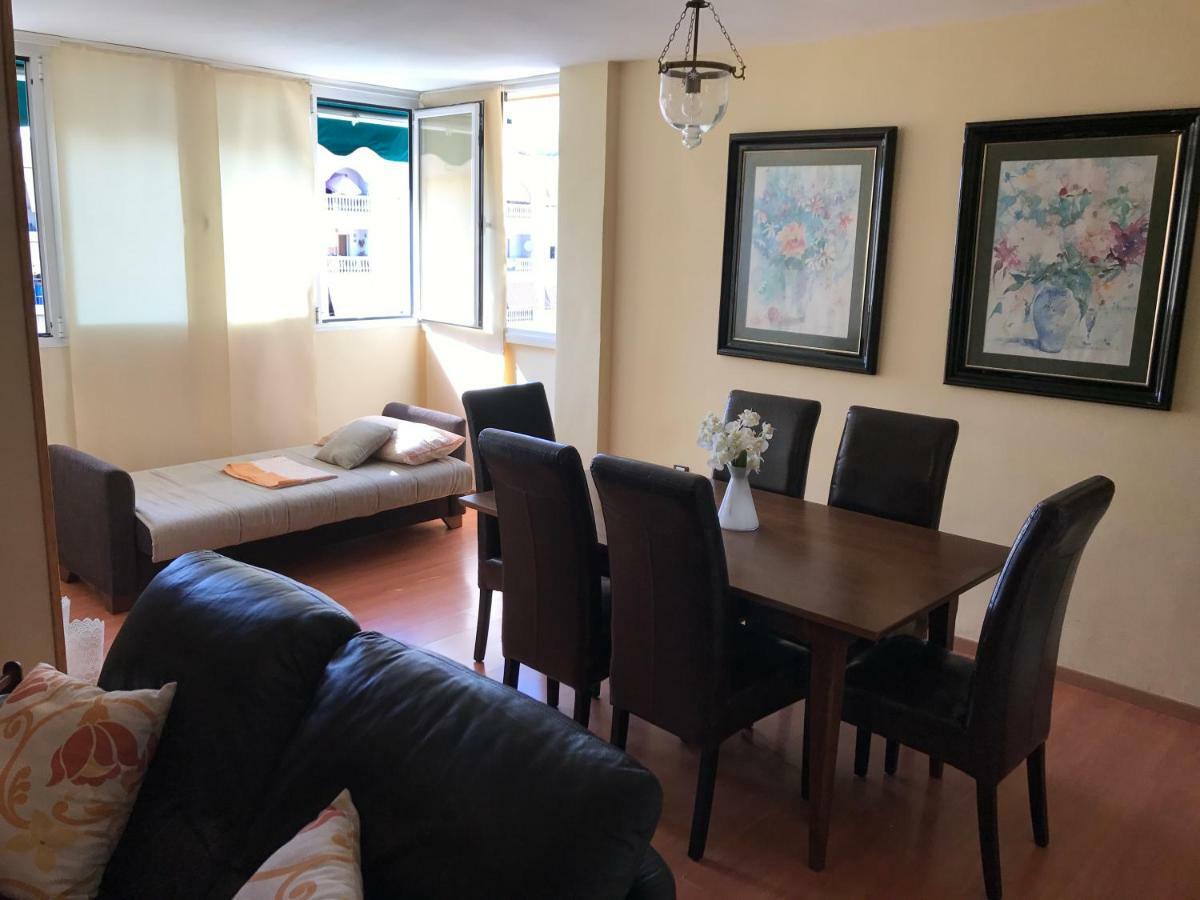 린콘데라빅토리아 Apartamento Centro Rincon Playa 아파트 외부 사진